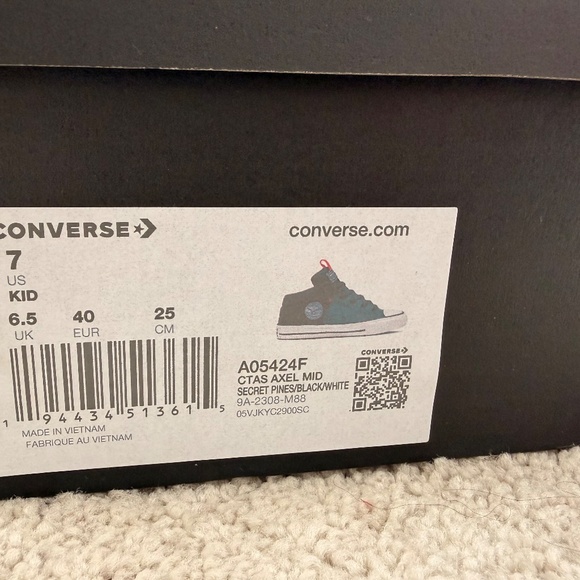 Converse shoes worn once - Picture 5 of 7